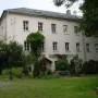 Marvin lebt auch dort in einem Schloss.