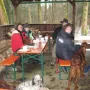 Mit Glühwein und Wiener