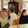 Im Lokal wird gefachsimpelt!